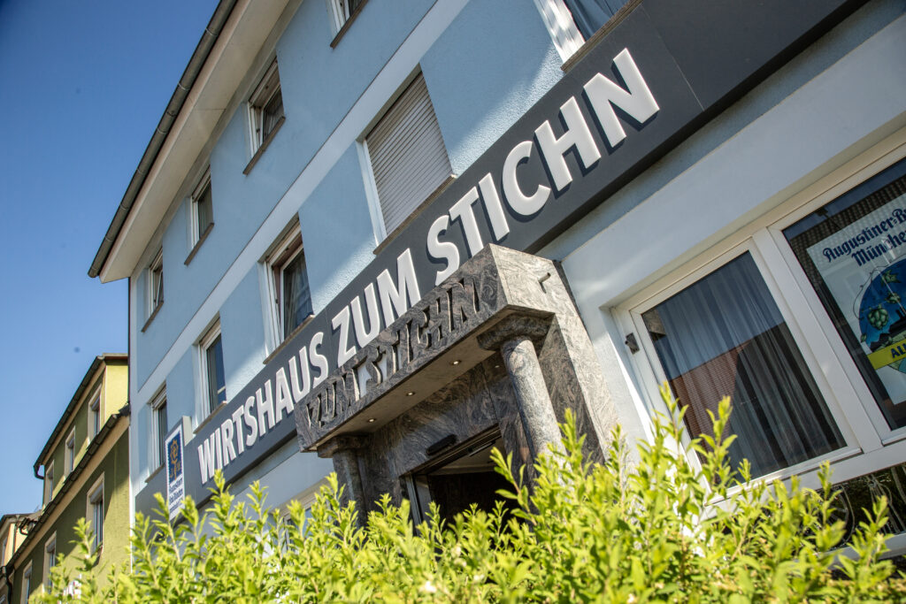 Hotelhöslstichn Außenansicht 12 05 2025 010